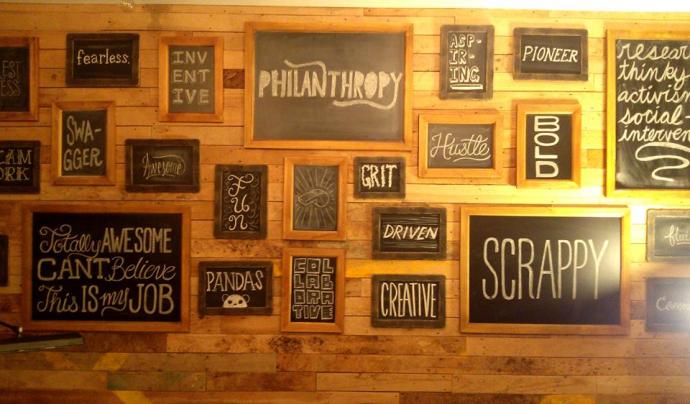 We’re so inspired by this blasted Foundry Maple wall at WeWork on Broadway.