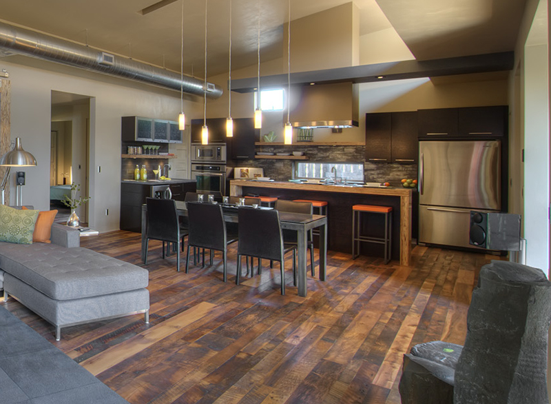 Pioneer Millworks Reclaimed Mixed Hardwoods in Settlers' Plank