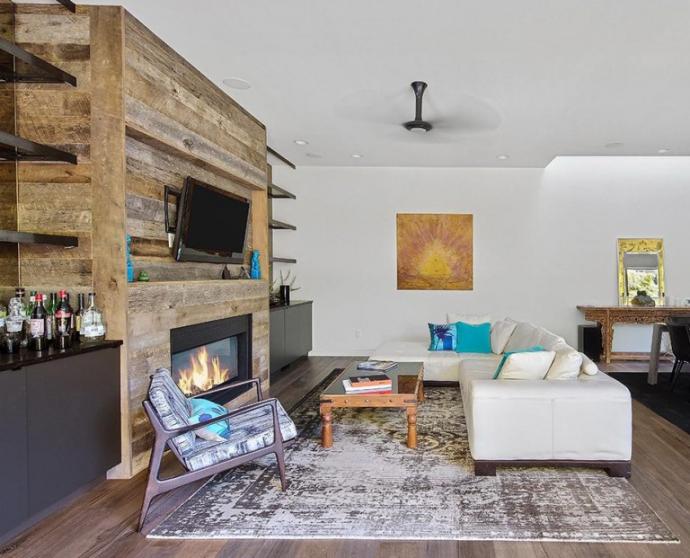 American Prairie Taphouse paneling in an OR family room.