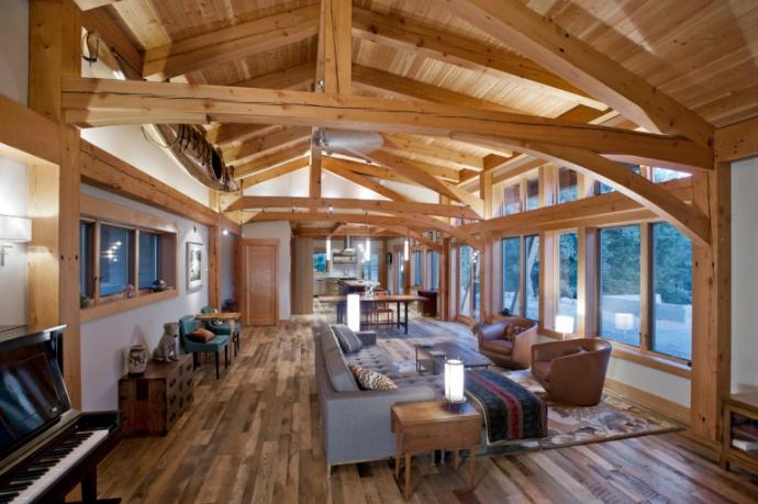 “Working with Pioneer Millworks was a pleasure–the wood selection and quality is amazing.” –Todd of Earthwood Construction. Timber frame family home in WA (above). Photo by Loren Nelson Photography.
