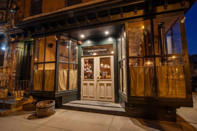 European-Inspired Bar Americano Opens on Franklin Street - Greenpointers