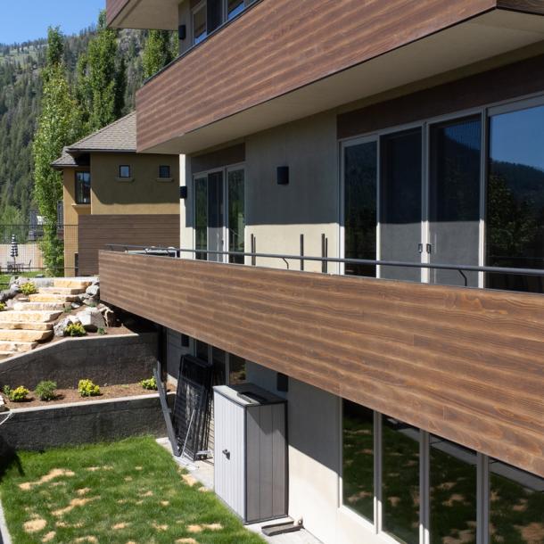 Pioneer Millworks Accoya Cocoa Siding. Photo by Tim Brown Media.