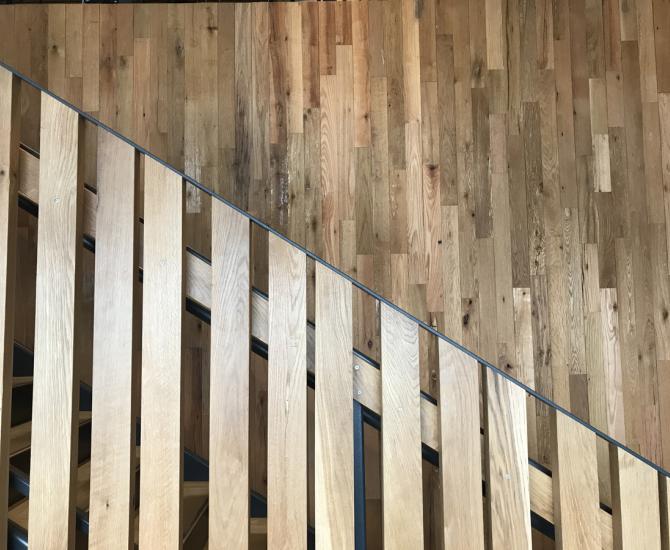 American Gothic Mixed oak reclaimed wood wall paneling in Shake Shake restaurant in Washington, DC. 