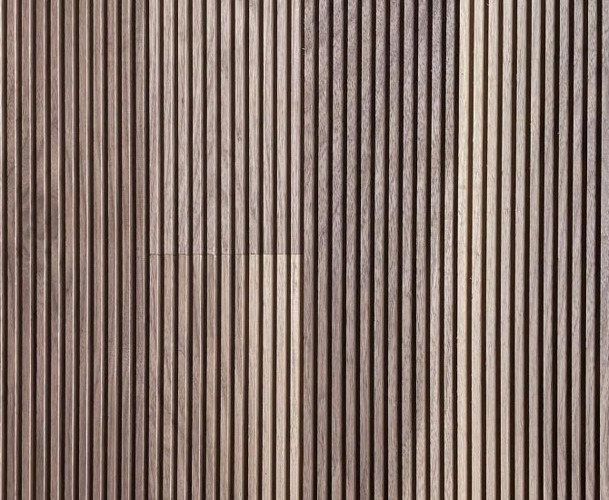H*n様 Vaundy着用　reformed layeredT Reclaimed & Sustainable Wood Grooved Paneling | Raked® | Pioneer
