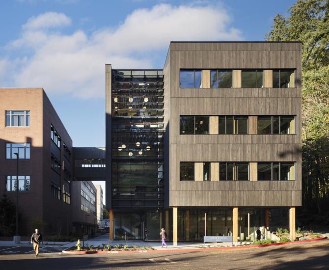 Pioneer Millworks Accoya Carbon Shou Sugi Ban wood siding on Kaiser Borsari Hall at Western Washington University in Bellingham, WA. Photos by: Kevin Scott