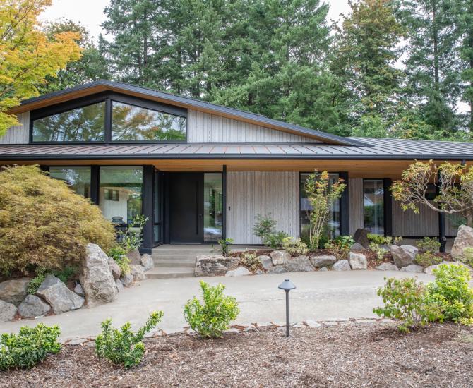 Pioneer Millworks Larch White Shou Sugi Ban Siding. Project by Akos Construction. Photos by Cristin Norine.