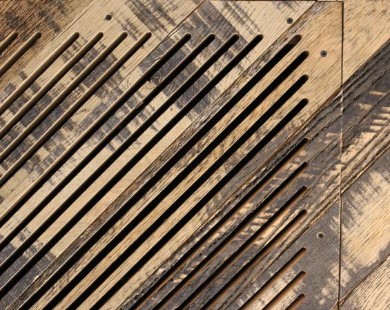 Reclaimed Oak Black and Tan 50/50, ceiling vent close up