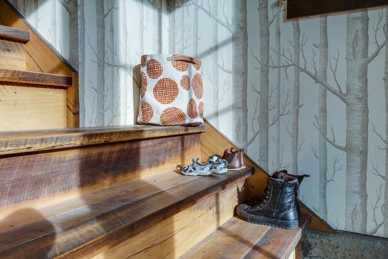 Step up and check out these Settlers Plank stairs in an Oregon home.