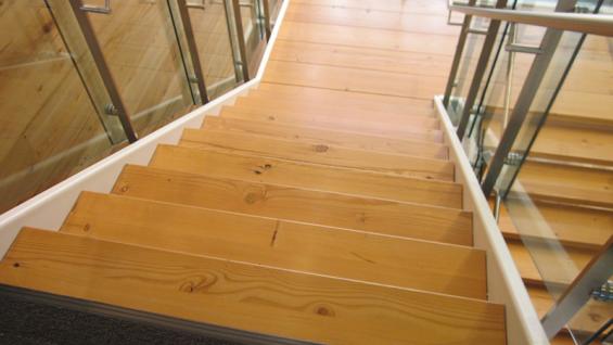 Pioneer Millworks Reclaimed Wood Stairs in Douglas Fir