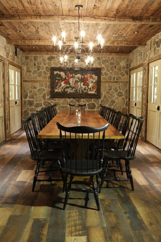 Reclaimed Settlers Plank Oak flows throughout dining areas in The Barrow House while Reclaimed naturally textured Mushroom Boards clad the ceiling bringing added dimension to various rooms.