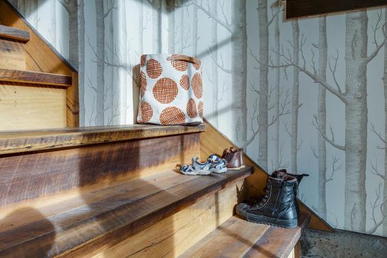 Pioneer Millworks reclaimed Settlers Plank stairs in an Oregon home