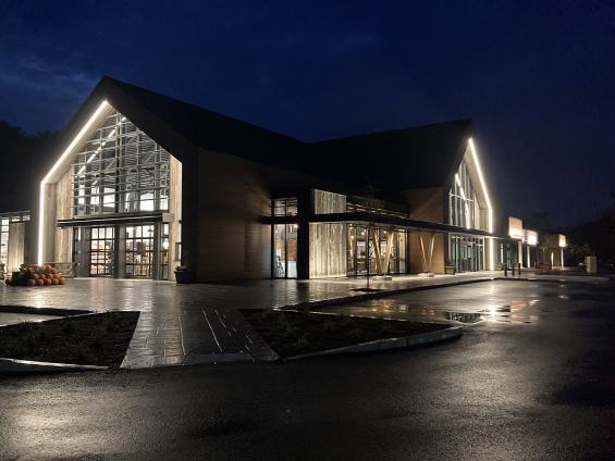 Previte's Marketplace in Hanover, MA featuring Pioneer Millworks Corral Board siding. Photography © Greg Premru 2020