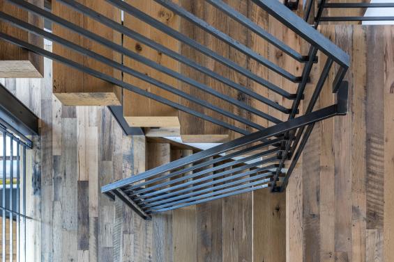 Pioneer Millworks Settlers' Plank Oak flooring. Photo © Kat Alves