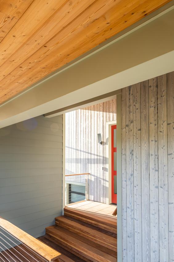 Pioneer Millworks Shou Sugi Ban exterior siding in Sequim, WA. Photography © Daniel Zetterstrom