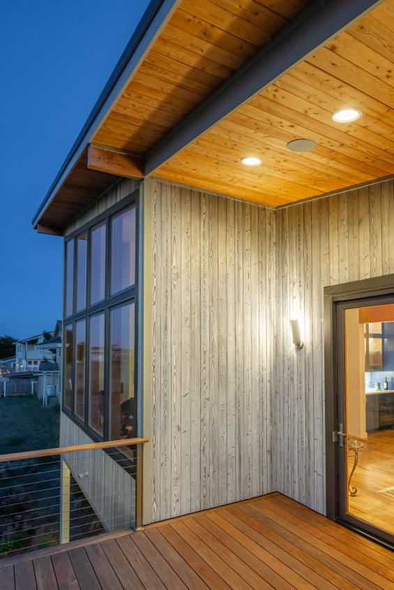 Pioneer Millworks Shou Sugi Ban exterior siding in Sequim, WA. Photography © Daniel Zetterstrom