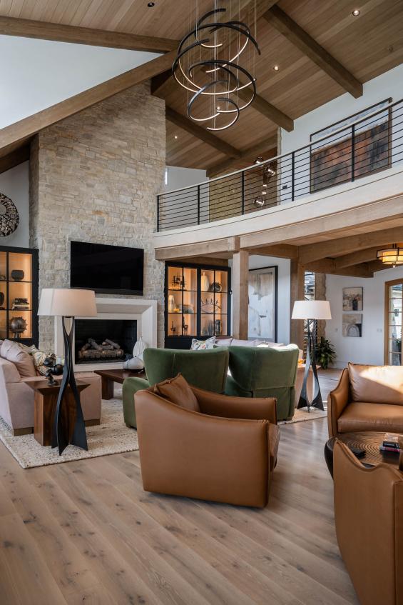 Pioneer Millworks Natural Expressions Shoji White 8" White Oak Flooring -- R3D Media