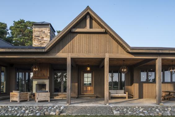 Pioneer Millworks Larch Fossil Siding and Reclaimed Rugged Teak Flooring. Photos by Scott Hemenway