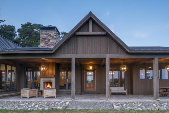 Pioneer Millworks Larch Fossil Siding and Reclaimed Rugged Teak Flooring. Photos by Scott Hemenway