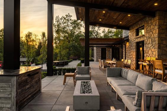 Pioneer Millworks American Prarie Brown Board Paneling and Siding. Project by Coulson Design Build. Photos by Pastorius Media.